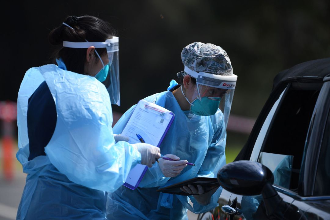 Imagen de la realización de los conocidos como ''covid auto'', pruebas del coronavirus a bordo de un vehículo. Imagen de la realización de los conocidos como ''covid auto'', pruebas del coronavirus a bordo de un vehículo.