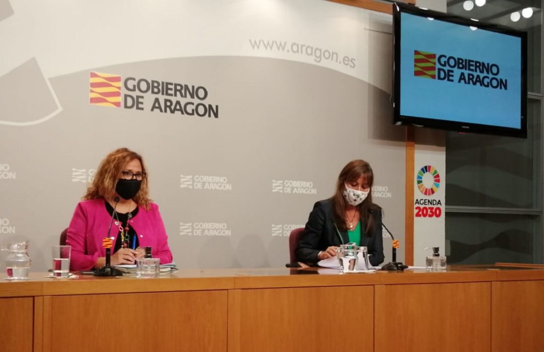 Las consejeras de Presidencia y Sanidad, Mayte Pérez y Sira Repollés, durante la rueda de prensa posterior al Consejo de Gobierno Las consejeras de Presidencia y Sanidad, Mayte Pérez y Sira Repollés, durante la rueda de prensa posterior al Consejo de Gobierno
