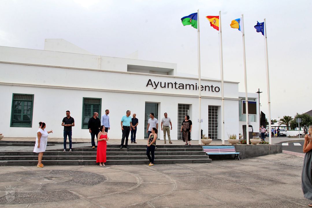 Concejales del grupo de gobierno del ayuntamiento de Tías. Concejales del grupo de gobierno del ayuntamiento de Tías.
