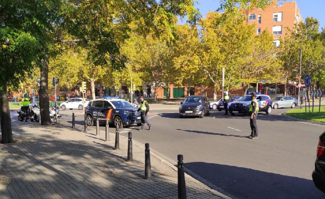 Imagen de un control policial en Getafe este pasado fin de semana Imagen de un control policial en Getafe este pasado fin de semana