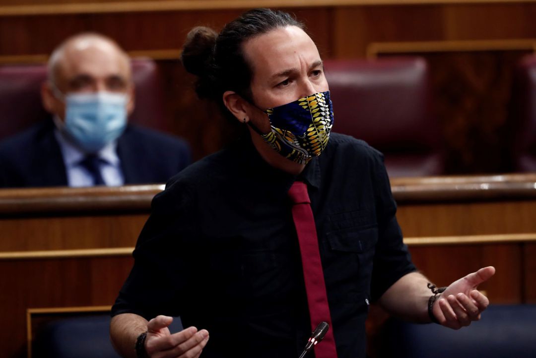 El vicepresidente tercero del Gobierno, Pablo Iglesias, interviene durante la sesión de control al Ejecutivo este miércoles en el Congreso. El vicepresidente tercero del Gobierno, Pablo Iglesias, interviene durante la sesión de control al Ejecutivo este miércoles en el Congreso.