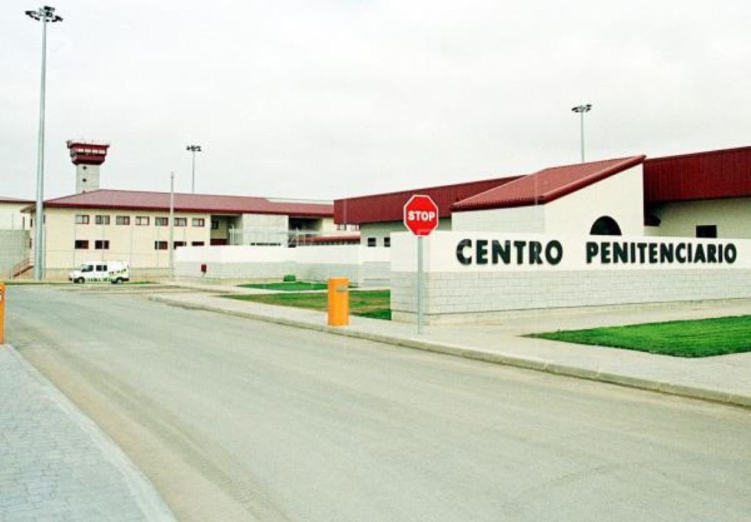Acceso al Centro Penitenciario Alicante II en Villena (archivo) Acceso al Centro Penitenciario Alicante II en Villena (archivo)