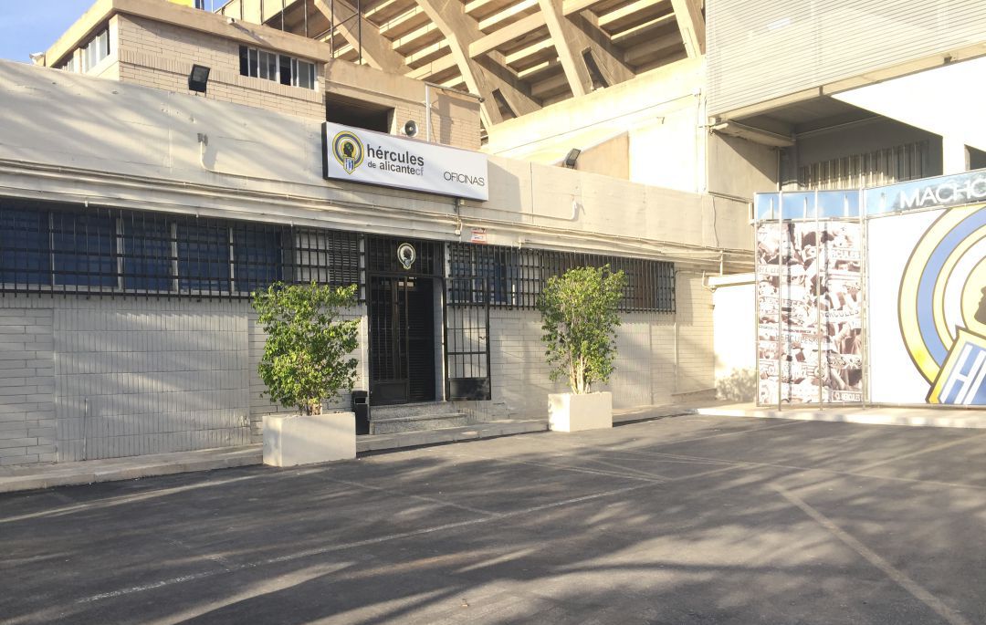 Oficinas del Hércules, en el Rico Pérez Oficinas del Hércules, en el Rico Pérez