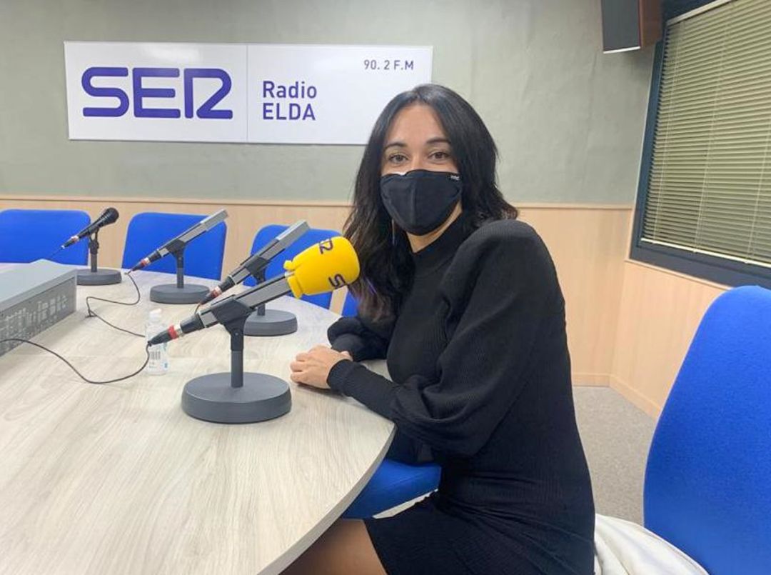 Celia Carbonell, abogada eldense en Radio Elda Cadena SER Celia Carbonell, abogada eldense en Radio Elda Cadena SER