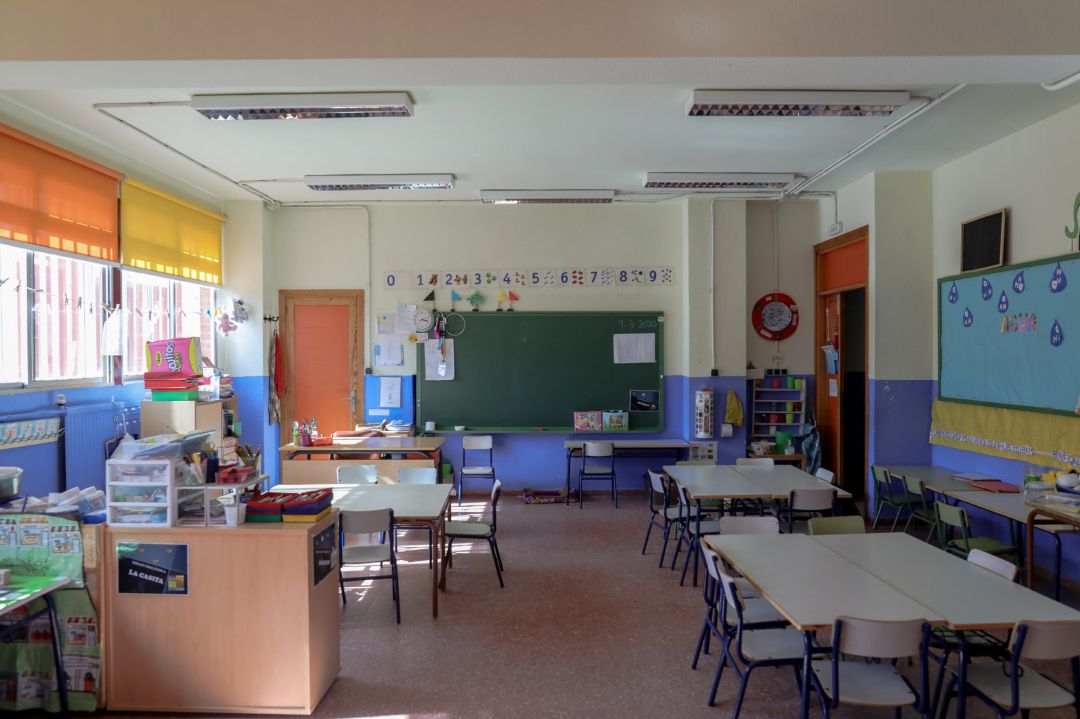 Interior del aula de un centro educativo Interior del aula de un centro educativo