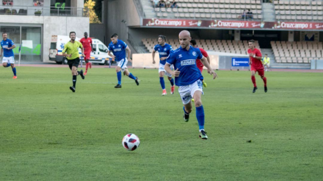 Javi Casares durante un partido con el Xerez DFC en Chapín Javi Casares durante un partido con el Xerez DFC en Chapín