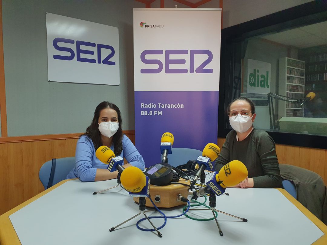 Fátima Montes y María Camba, optometristas de Federópticos Tarancón Fátima Montes y María Camba, optometristas de Federópticos Tarancón