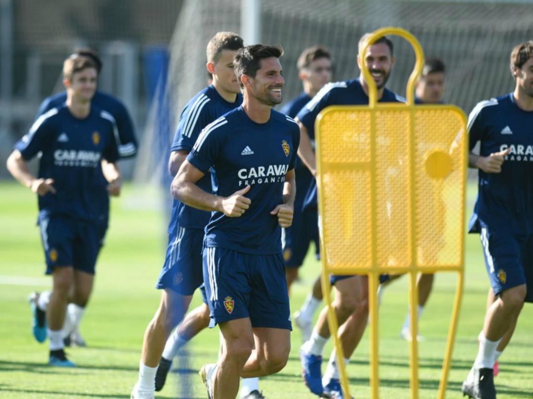 Adrián sonríe en un entrenamiento del Zaragoza Adrián sonríe en un entrenamiento del Zaragoza
