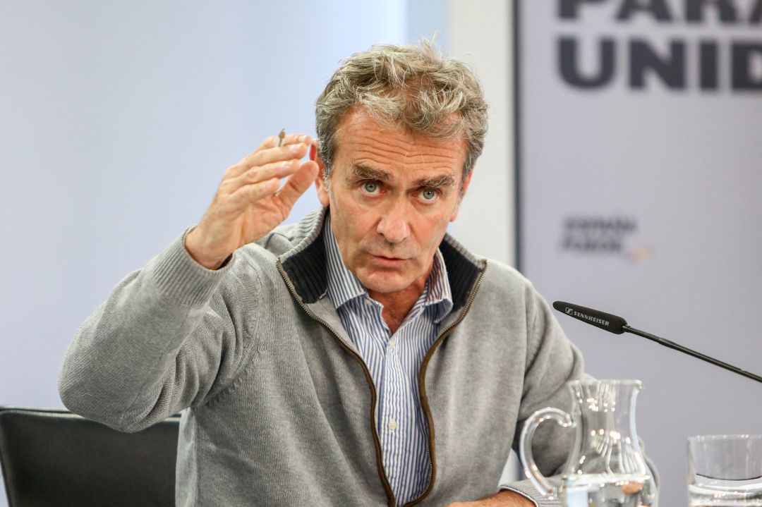 El director del Centro de Coordinación de Alertas y Emergencias Sanitarias (CCAES), Fernando Simón, comparece en rueda de prensa, el pasado día 13 de octubre. El director del Centro de Coordinación de Alertas y Emergencias Sanitarias (CCAES), Fernando Simón, comparece en rueda de prensa, el pasado día 13 de octubre.