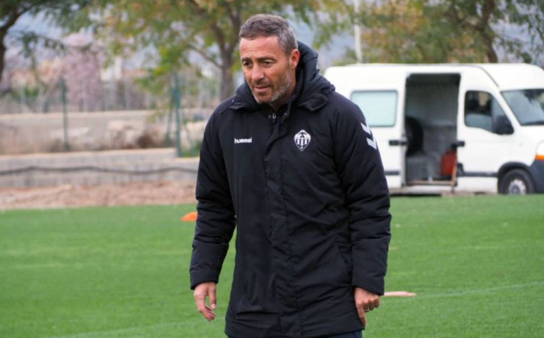 El entrenador del CD Castellón, Óscar Cano. El entrenador del CD Castellón, Óscar Cano.