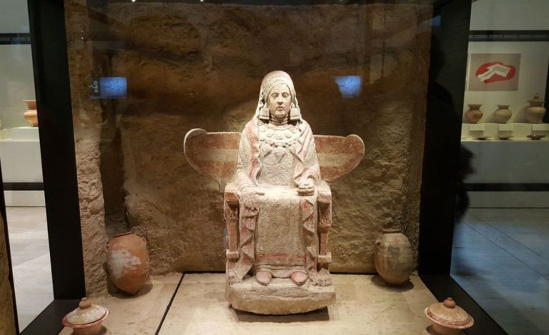 La Dama de Baza, en el Museo Arqueológico Nacional (Madrid) La Dama de Baza, en el Museo Arqueológico Nacional (Madrid)