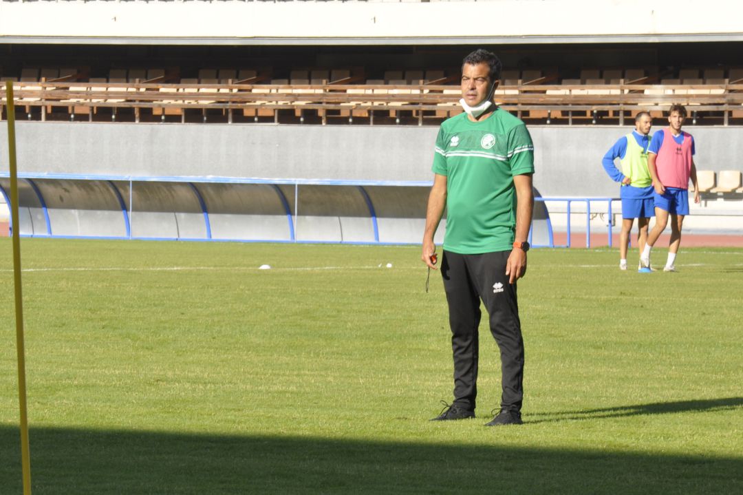 José Pérez Herrera durante el entrenamiento en Chapín José Pérez Herrera durante el entrenamiento en Chapín