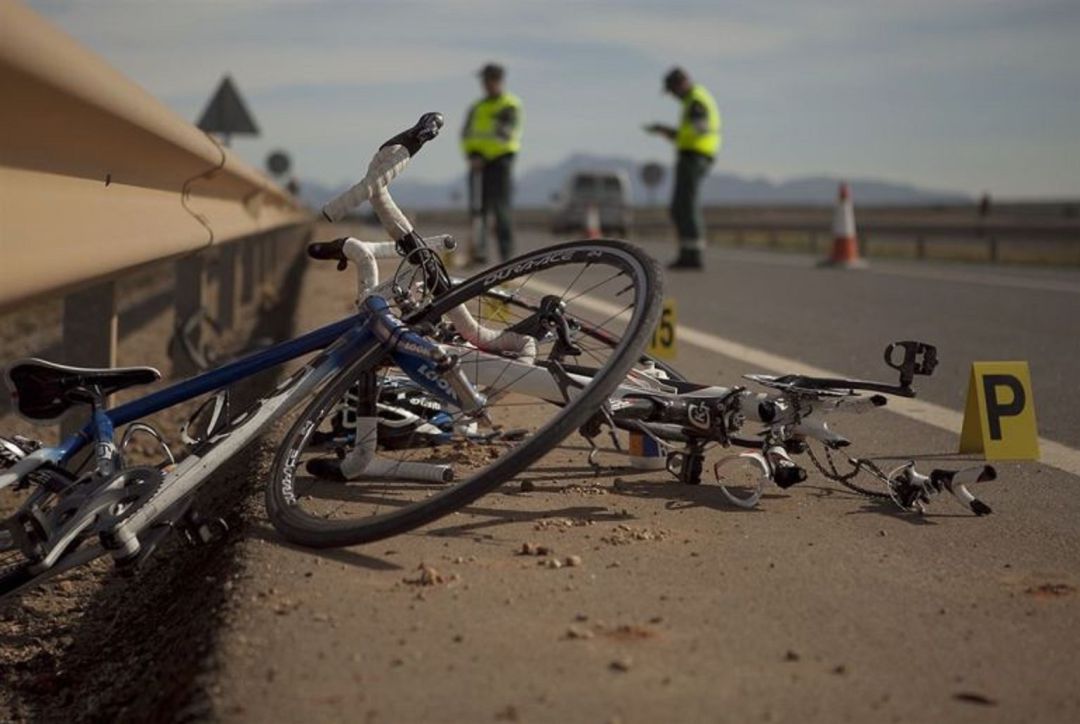 Fallece el ciclista que fue arrollado por un coche en la carretera de Inca a Muro Fallece el ciclista que fue arrollado por un coche en la carretera de Inca a Muro