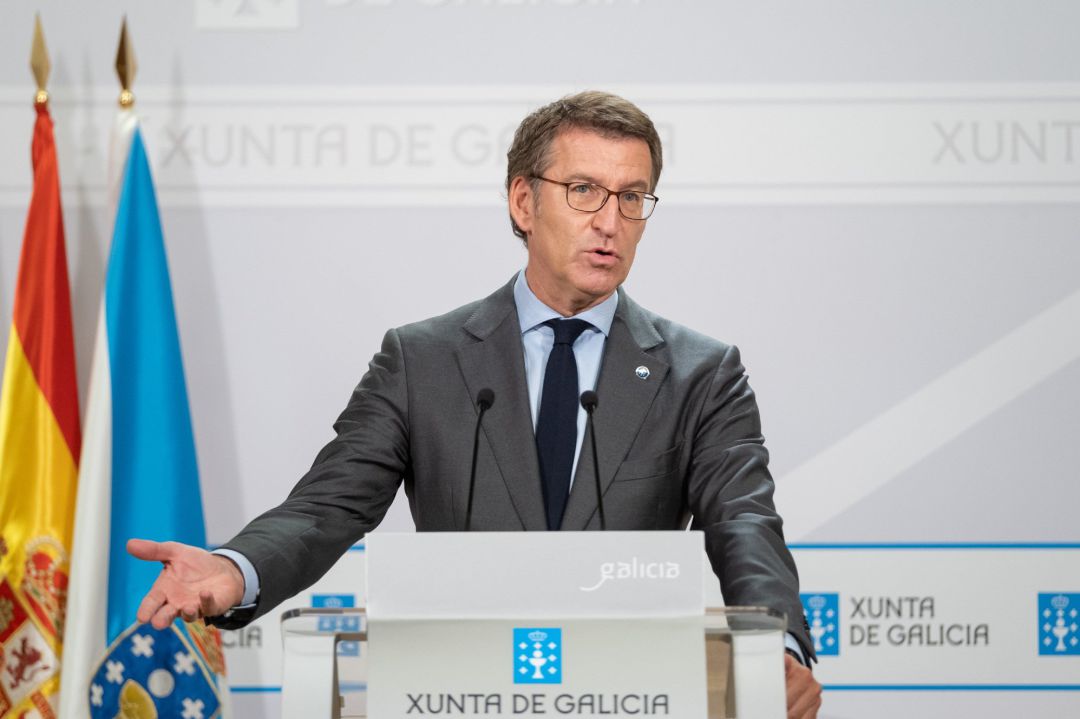 El presidente de la Xunta, Alberto Núñez Feijóo, en la rueda de prensa posterior a la reunión del Consello. El presidente de la Xunta, Alberto Núñez Feijóo, en la rueda de prensa posterior a la reunión del Consello.