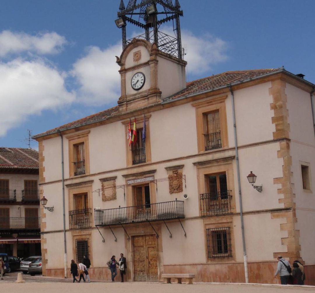 Fachada Ayuntamiento de Riaza Fachada Ayuntamiento de Riaza