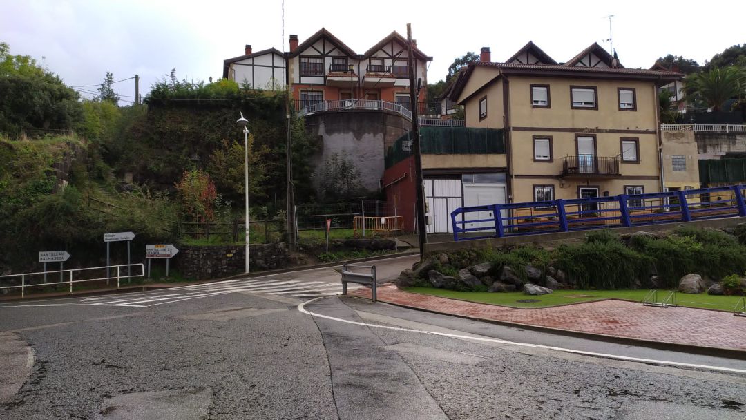 Acceso a la vía verde Castro-Traslaviña. Acceso a la vía verde Castro-Traslaviña.