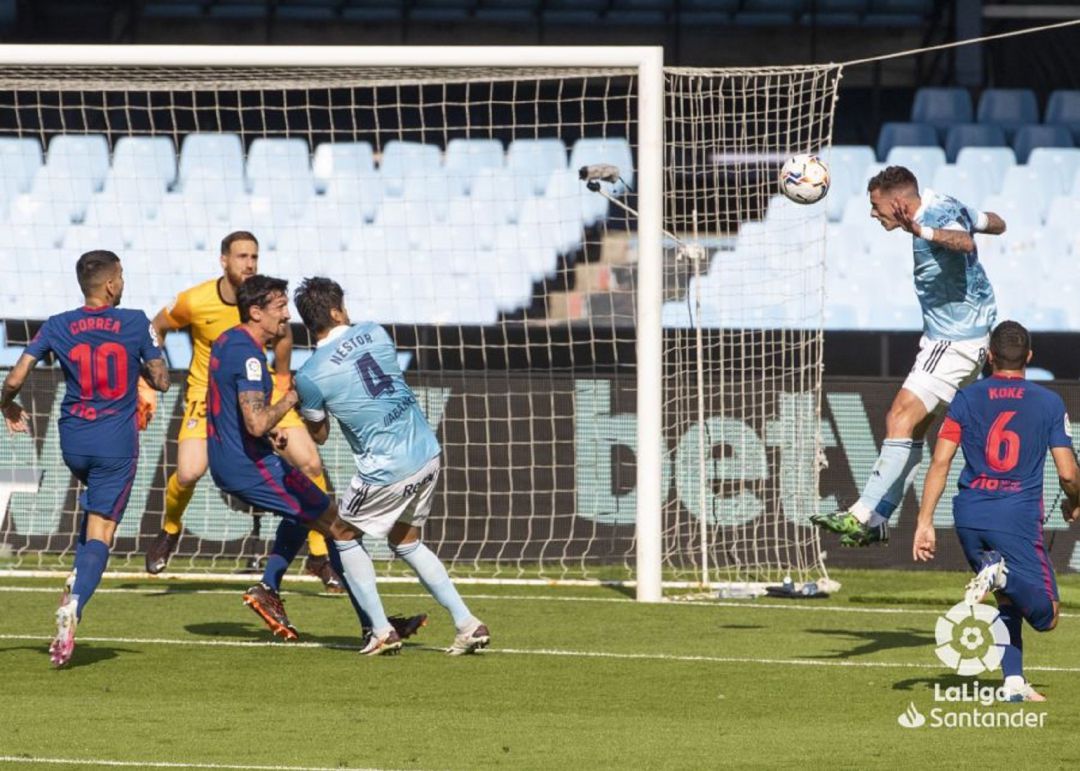 Santi Mina tuvo en su cabeza una clara ocasión para batir a Oblak. Santi Mina tuvo en su cabeza una clara ocasión para batir a Oblak.