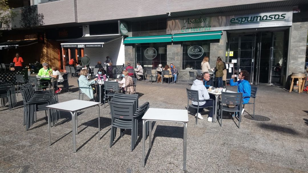 La hostelería, preocupada por el recorte de aforos que comunicará el lunes el Gobierno de Aragón La hostelería, preocupada por el recorte de aforos que comunicará el lunes el Gobierno de Aragón