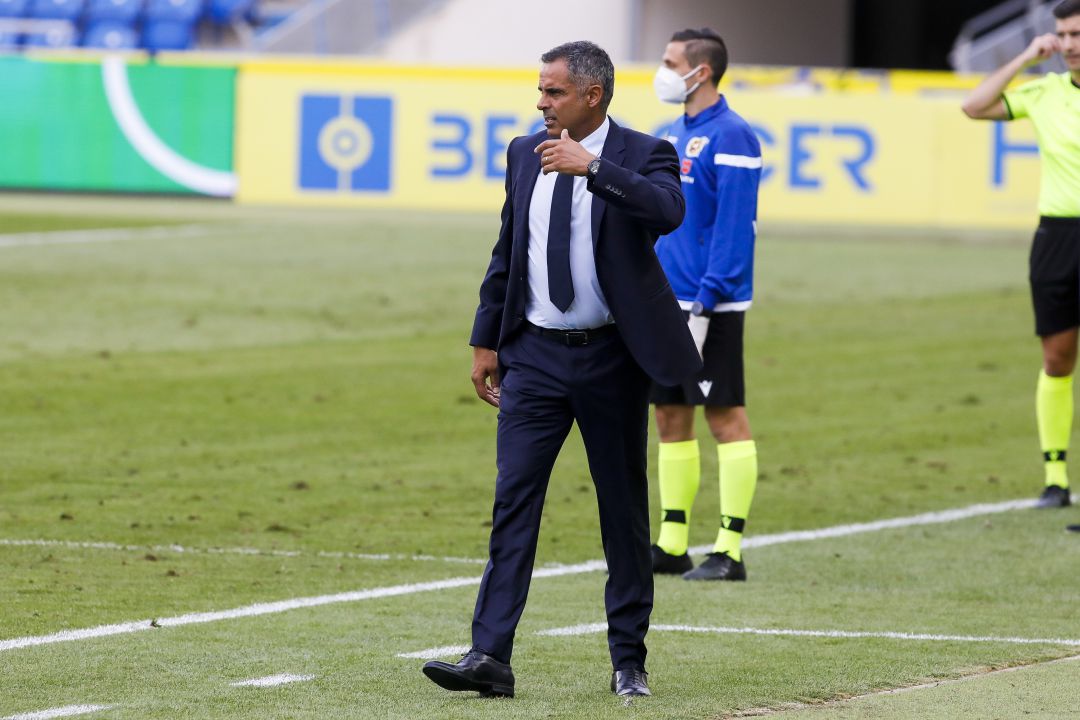 José Gomes. José Gomes.