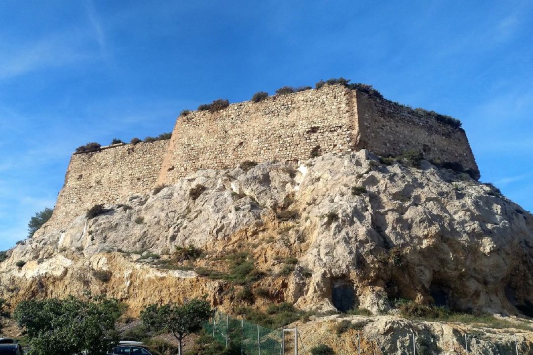 Fuerte del Caballero de Despeñaperros. Fuerte del Caballero de Despeñaperros.