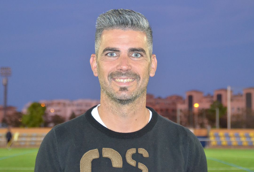 Manuel Esteban, entrenador del CD Dénia. Manuel Esteban, entrenador del CD Dénia.