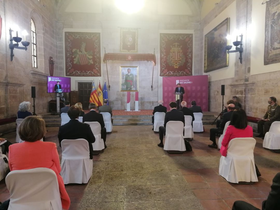 Lectura de la declaración de los jurados de los Premios Rei Jaume I Lectura de la declaración de los jurados de los Premios Rei Jaume I