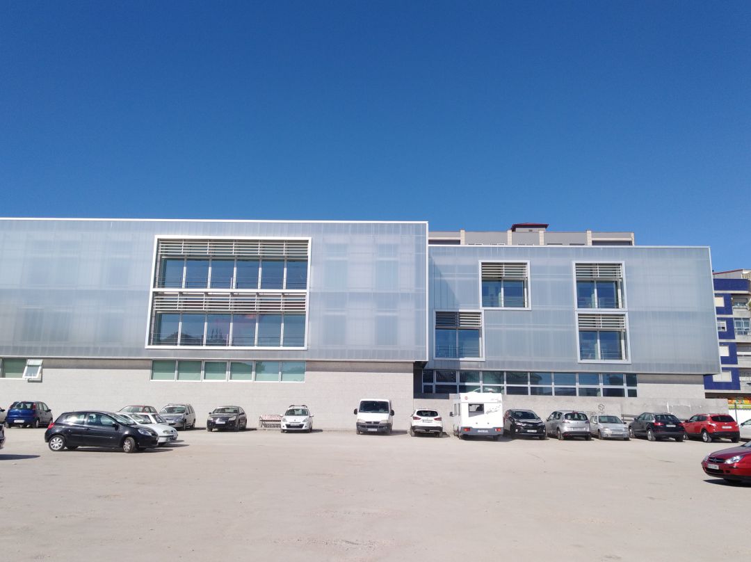 Edificio que alberga el centro de salud de Tui. Edificio que alberga el centro de salud de Tui.