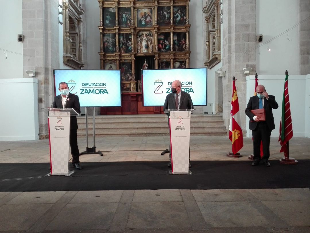 Francisco Requejo y Francisco Igea durante la rueda de prensa en la sede de la Diputación Provincial Francisco Requejo y Francisco Igea durante la rueda de prensa en la sede de la Diputación Provincial