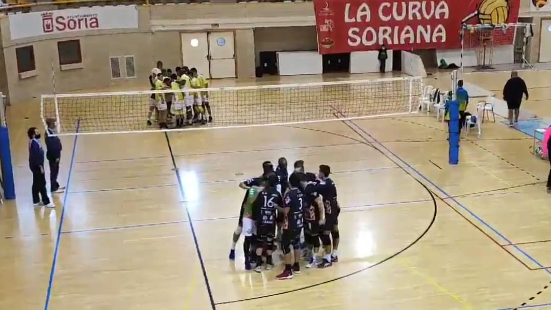 El Sporting logró su primera victoria del curso. El Sporting logró su primera victoria del curso.