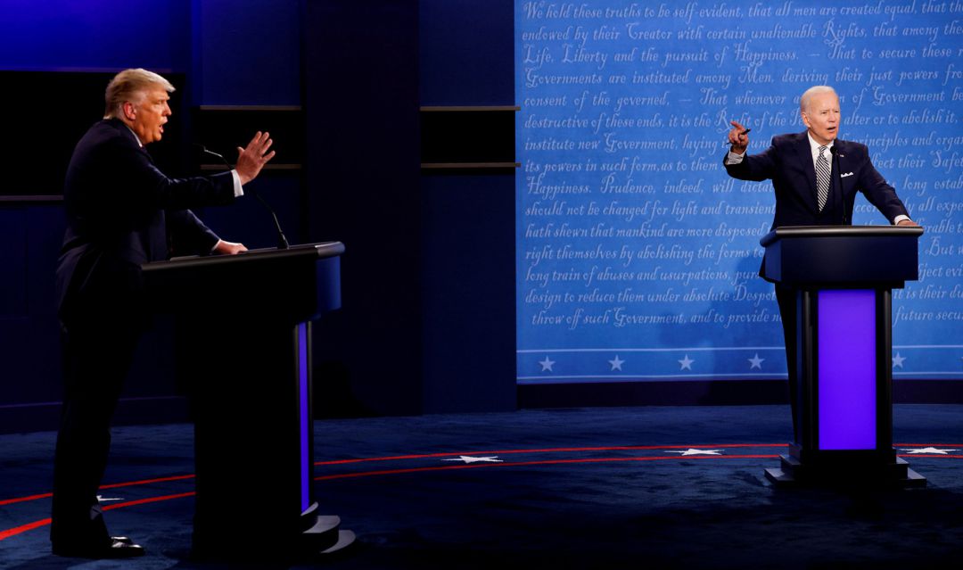 Donald Trump y Joe Biden durante el primer debate presidencial. Donald Trump y Joe Biden durante el primer debate presidencial.