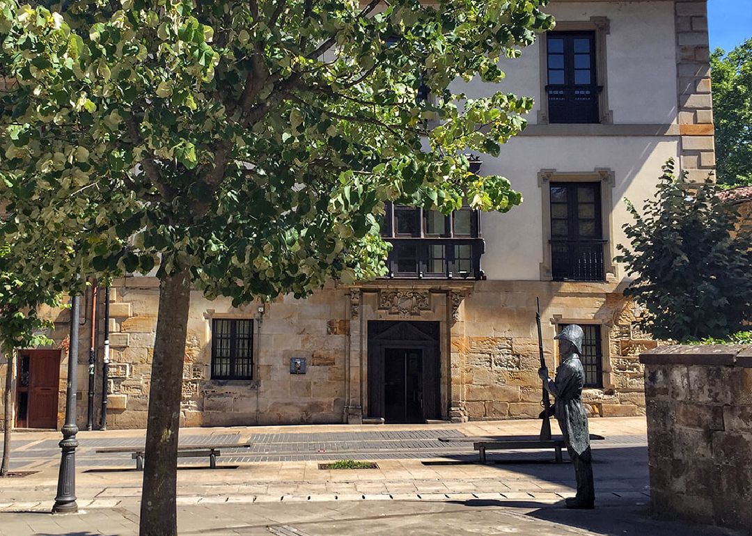 La alcaldesa de Elorrio ve "grave" enterase por la prensa de que es "zona roja" La alcaldesa de Elorrio ve "grave" enterase por la prensa de que es "zona roja"