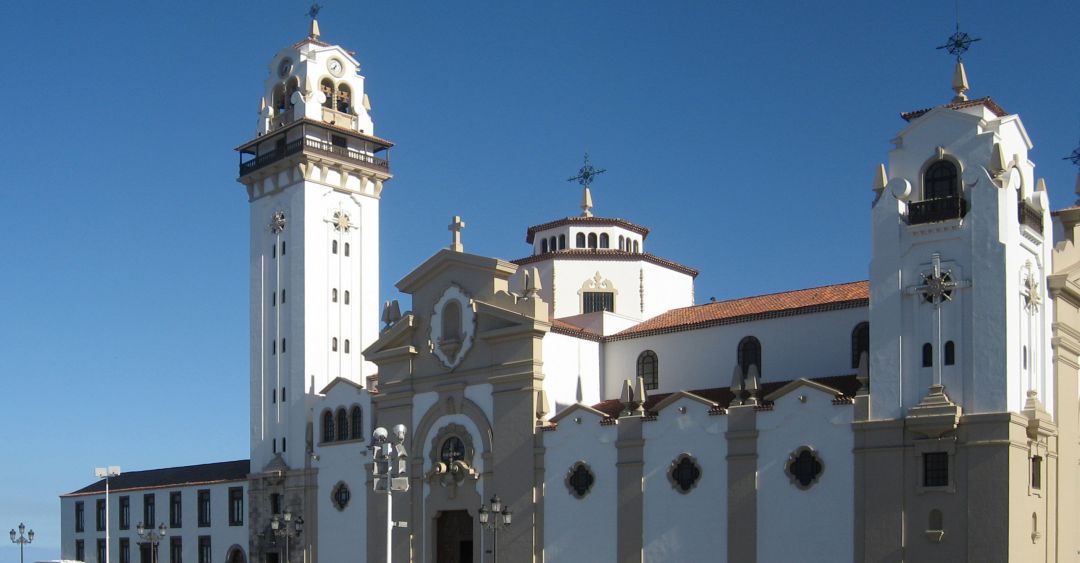 Basílica de Candelaria Basílica de Candelaria