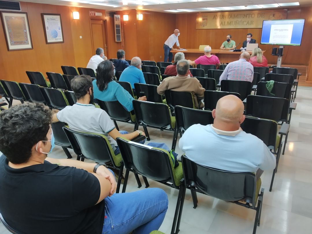 Representantes de las comunidades de regantes durante la asamble de la constitución de la junta central de usuarios de los ríos Verde, Seco y Jate Representantes de las comunidades de regantes durante la asamble de la constitución de la junta central de usuarios de los ríos Verde, Seco y Jate