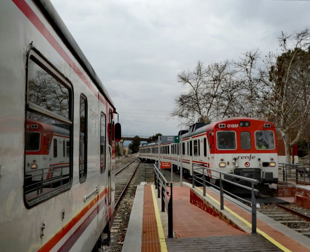 L'estació de tren d'Ontinyent L'estació de tren d'Ontinyent