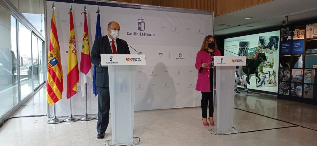 Mayte Pérez y José Luis Martínez Guijarro durante la rueda de prensa tras la reunión Mayte Pérez y José Luis Martínez Guijarro durante la rueda de prensa tras la reunión