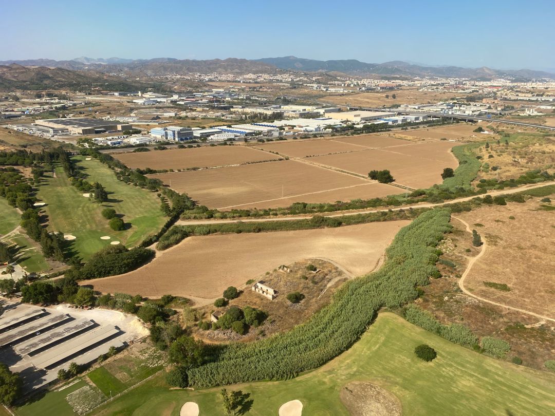 Imagen aérea de Málaga en la entrada al aeropuerto de la Costa del Sol Imagen aérea de Málaga en la entrada al aeropuerto de la Costa del Sol