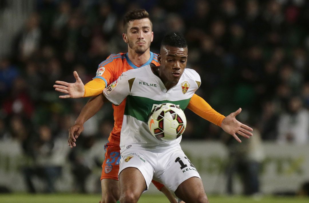 Imagen del último Elche-Valencia jugado en el Martínez Valero Imagen del último Elche-Valencia jugado en el Martínez Valero
