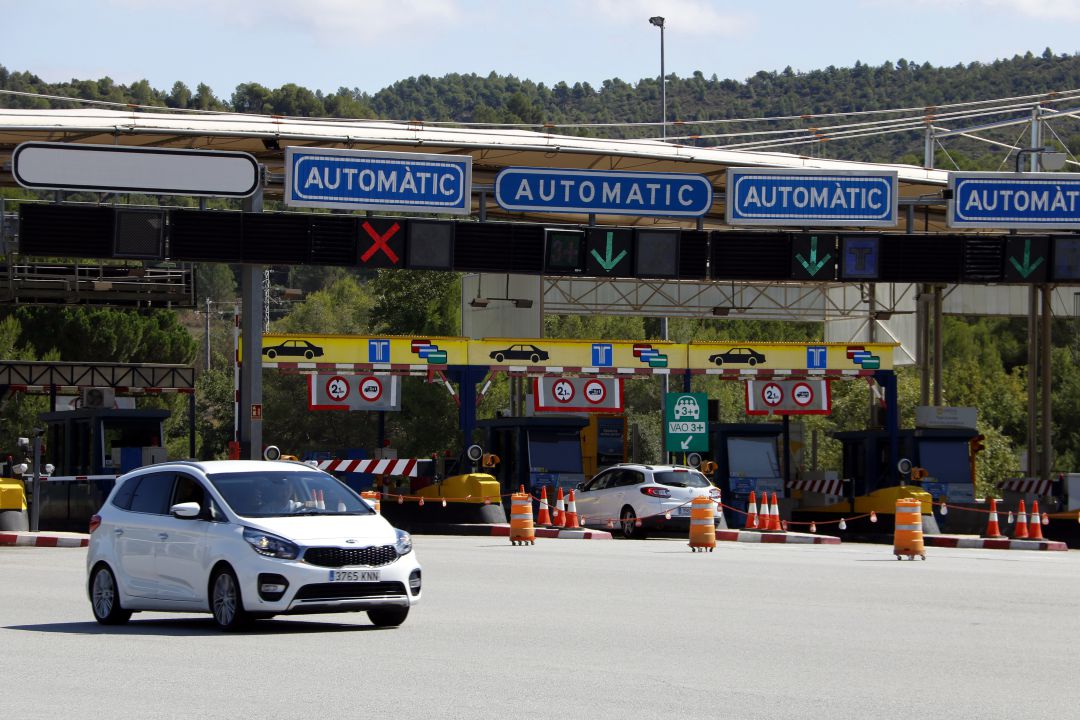 Peatge central de l'autopista C-16 a l'alçada de Sant Vicenç de Castellet Peatge central de l'autopista C-16 a l'alçada de Sant Vicenç de Castellet