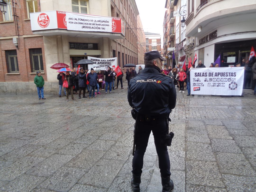 Imagen de las protestas que originaron el Congresio del Juego Imagen de las protestas que originaron el Congresio del Juego