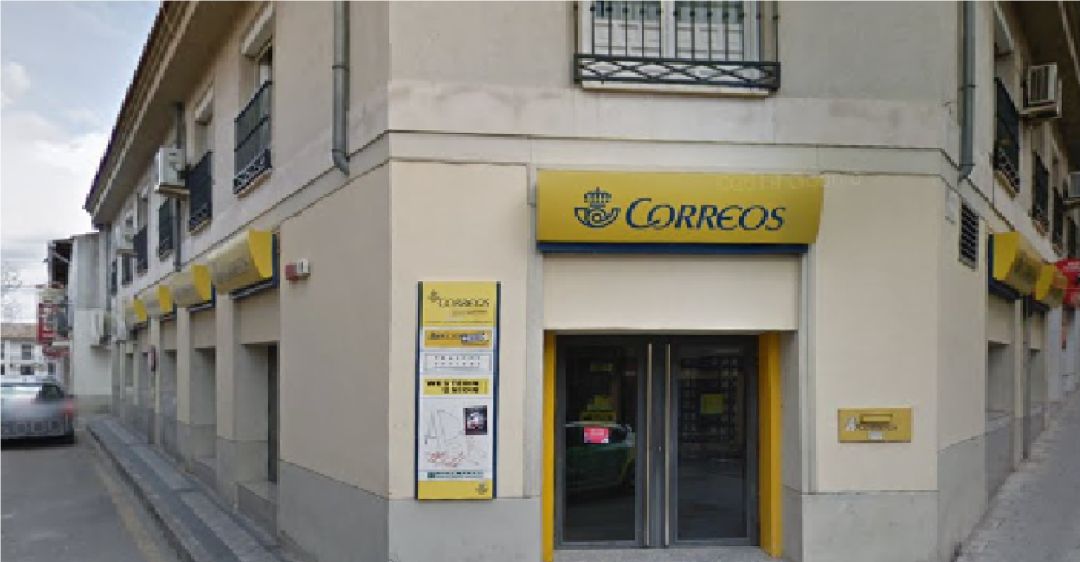 Imagen de la única oficina de Correos en Valdemoro en la calle Real. Imagen de la única oficina de Correos en Valdemoro en la calle Real.