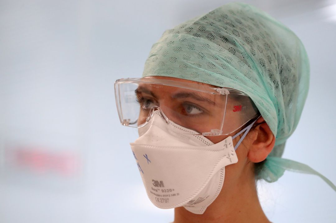 Personal médico combate la pandemia Personal médico combate la pandemia