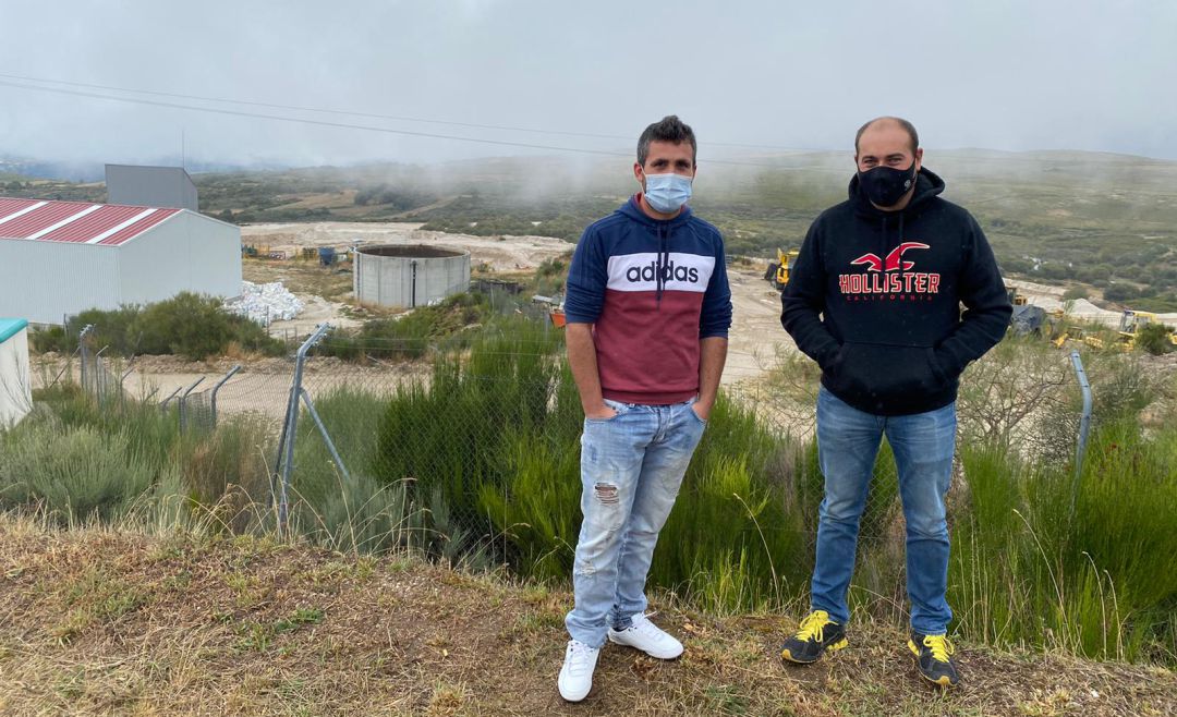 Emilio y Manuel, dos trabajadores de la explotación de coltán en Penouta. Emilio y Manuel, dos trabajadores de la explotación de coltán en Penouta.