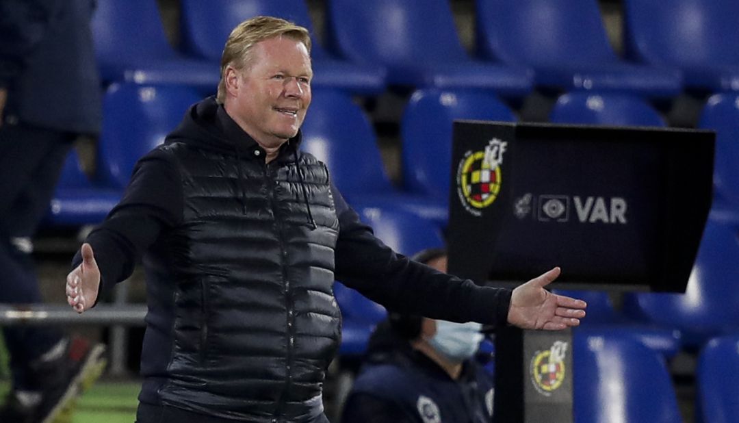 Ronald Koeman, durante el Clasico entre el FC Barcelona y el Real Madrid (1-3). Ronald Koeman, durante el Clasico entre el FC Barcelona y el Real Madrid (1-3).