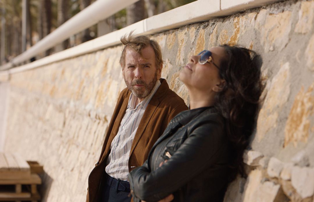 Timothy Spall y Sarita Choudhury, protagonistas de 'Nieva en Benidorm' Timothy Spall y Sarita Choudhury, protagonistas de 'Nieva en Benidorm'