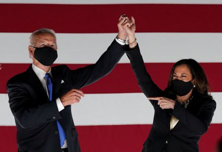 El candidato demócrata, Joe Biden, y candidata a vicepresidenta, Kamala Harris, en la Convención del Partido Demócrata, celebrada en Wisconsin El candidato demócrata, Joe Biden, y candidata a vicepresidenta, Kamala Harris, en la Convención del Partido Demócrata, celebrada en Wisconsin