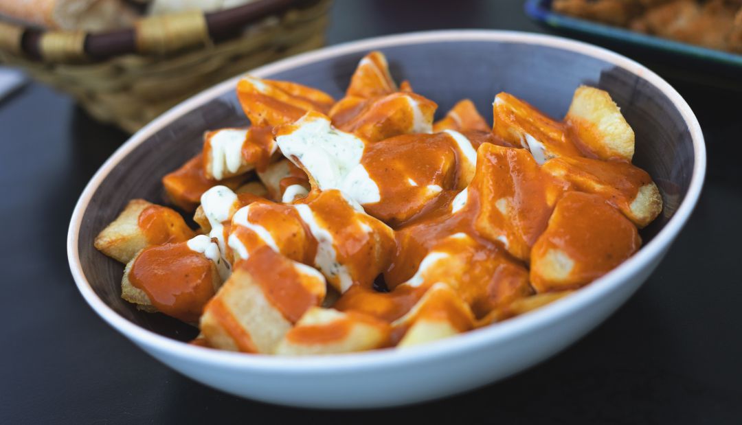 Alberto Chicote comparte su receta sobre la salsa brava. Alberto Chicote comparte su receta sobre la salsa brava.