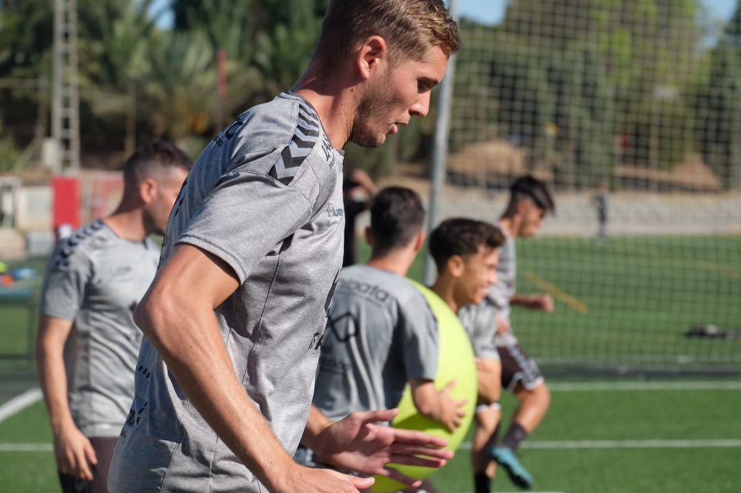Momento de un entrenamiento del Real Murcia Momento de un entrenamiento del Real Murcia