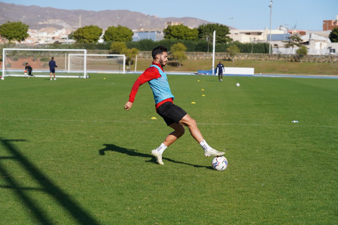 José Carlos Lazo, en el campo Anexo. José Carlos Lazo, en el campo Anexo.