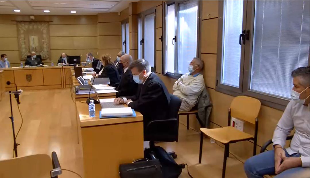 Padre e hijo inculpan a una tercera persona de la muerte de Gonzalo Buján Padre e hijo inculpan a una tercera persona de la muerte de Gonzalo Buján