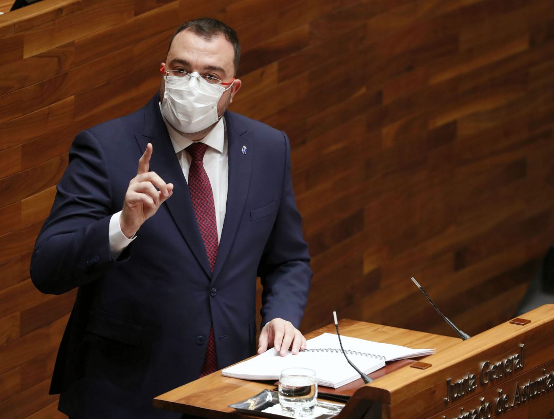 El presidente del Principado, Adrián Barbón, en su intervención en el Debate del Estado de la Región. El presidente del Principado, Adrián Barbón, en su intervención en el Debate del Estado de la Región.